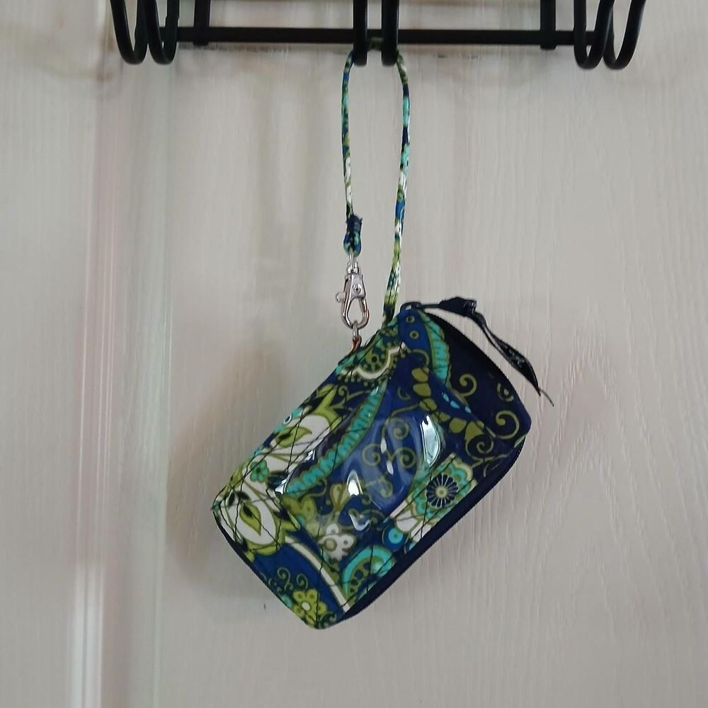 Vera Bradley Retired Rhythm & Blues Print Quilted Cotton ID Case Wristlet Boho - Picture 2 of 4